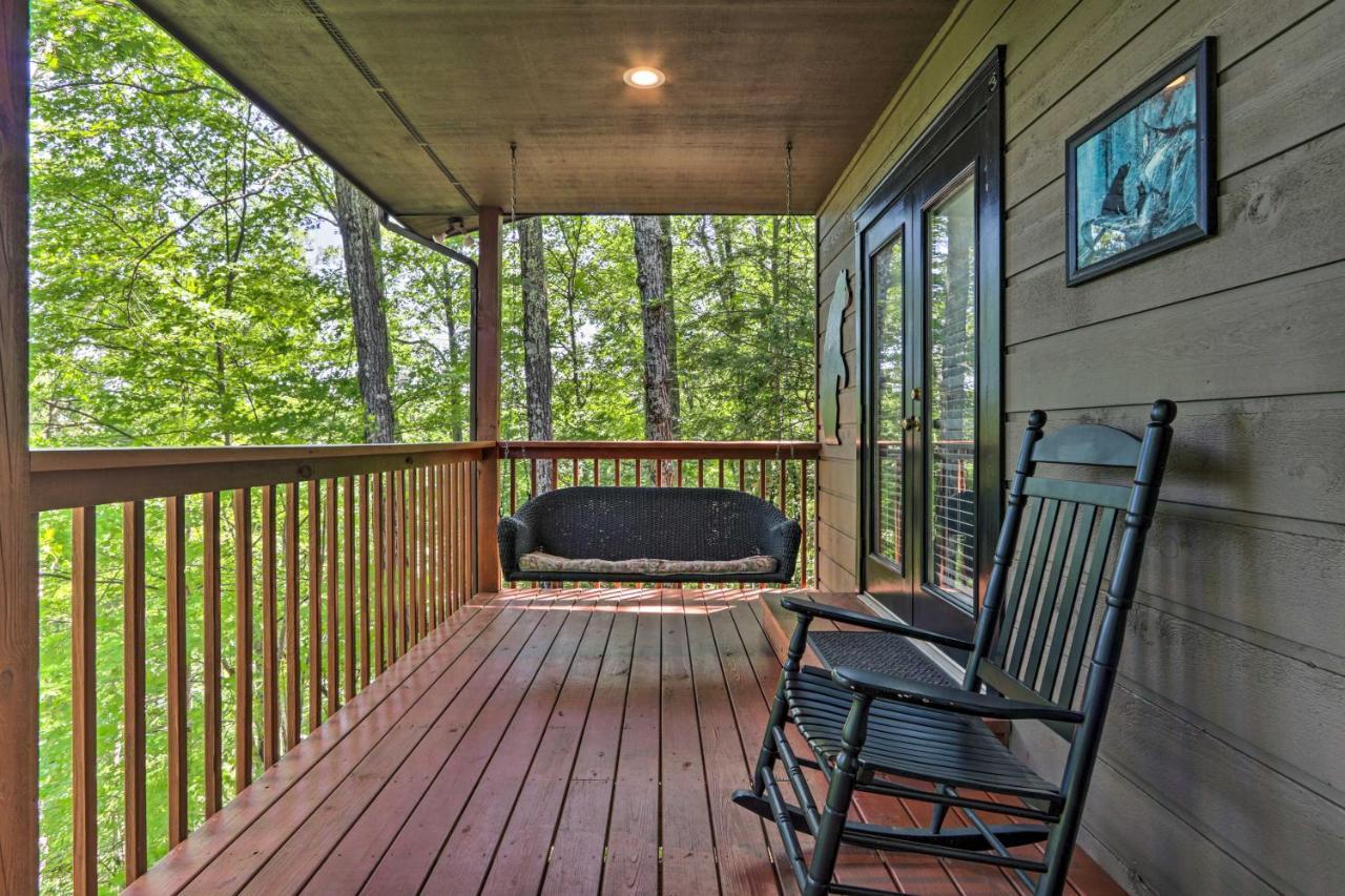 Eclectic Cabin With Hot Tub 1 Mi To Ober Gatlinburg Kültér fotó